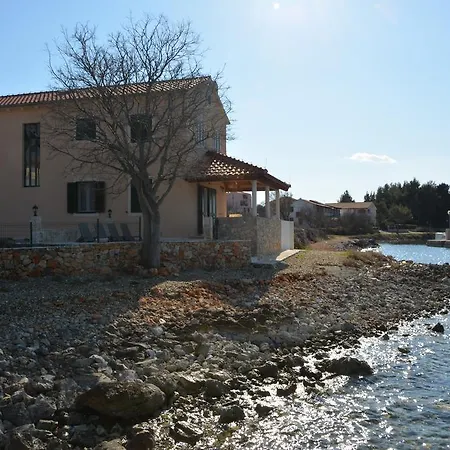 Kucerina Appartamento Ugljan