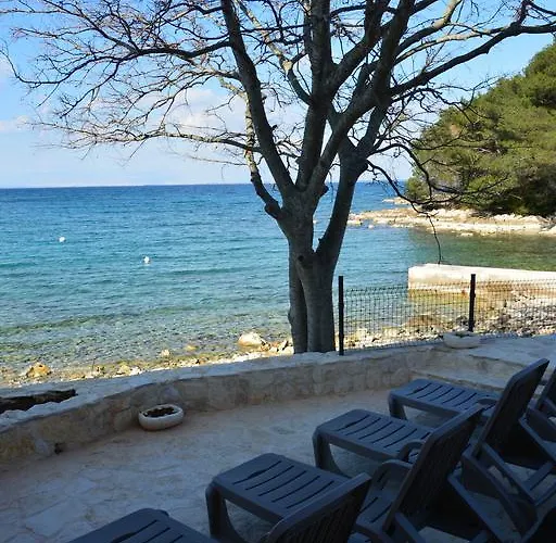 Kucerina Appartamento Ugljan